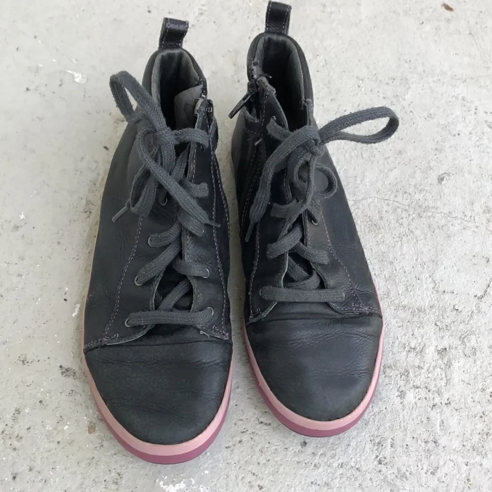 Camper sneakers
